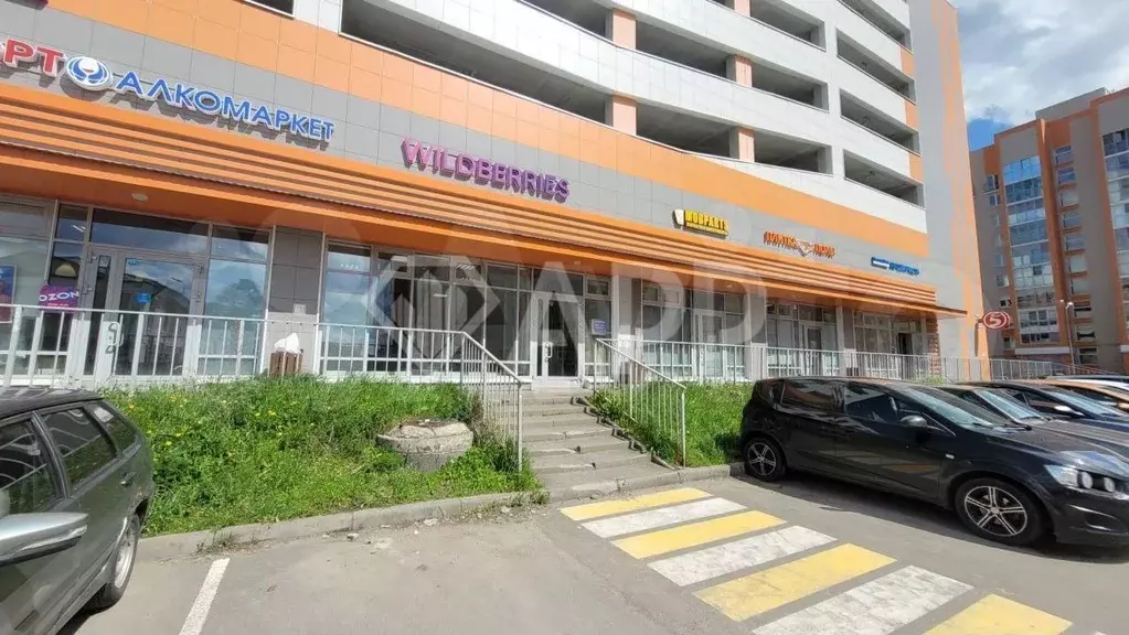Сдаю торговое помещение 107м ул. Даурская 44Д - Фото 0