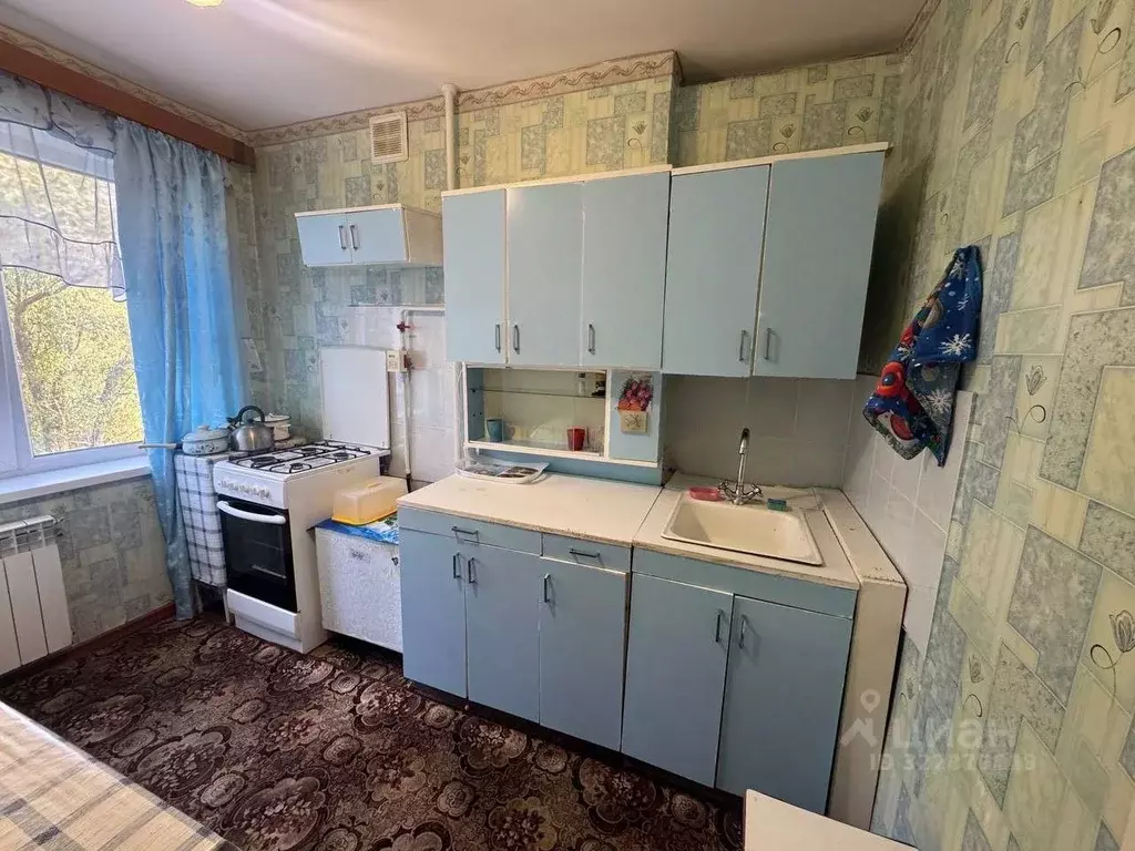 2-к кв. Омская область, Омск ул. Малиновского, 15 (43.0 м) - Фото 0