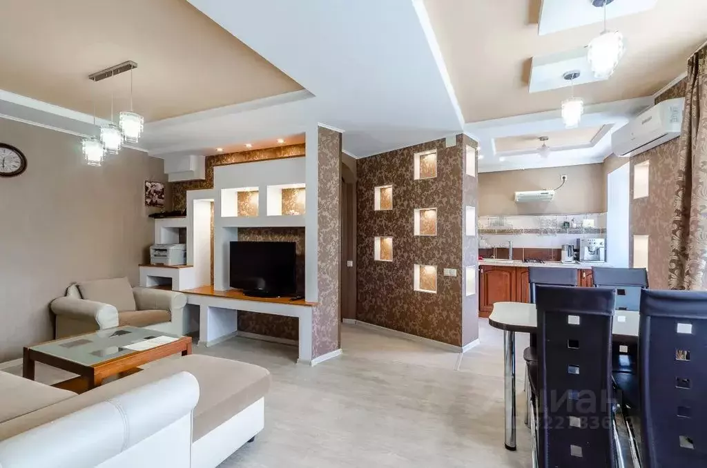 1-к кв. Псковская область, Псков наб. Реки Великой, 6 (50.0 м) - Фото 1