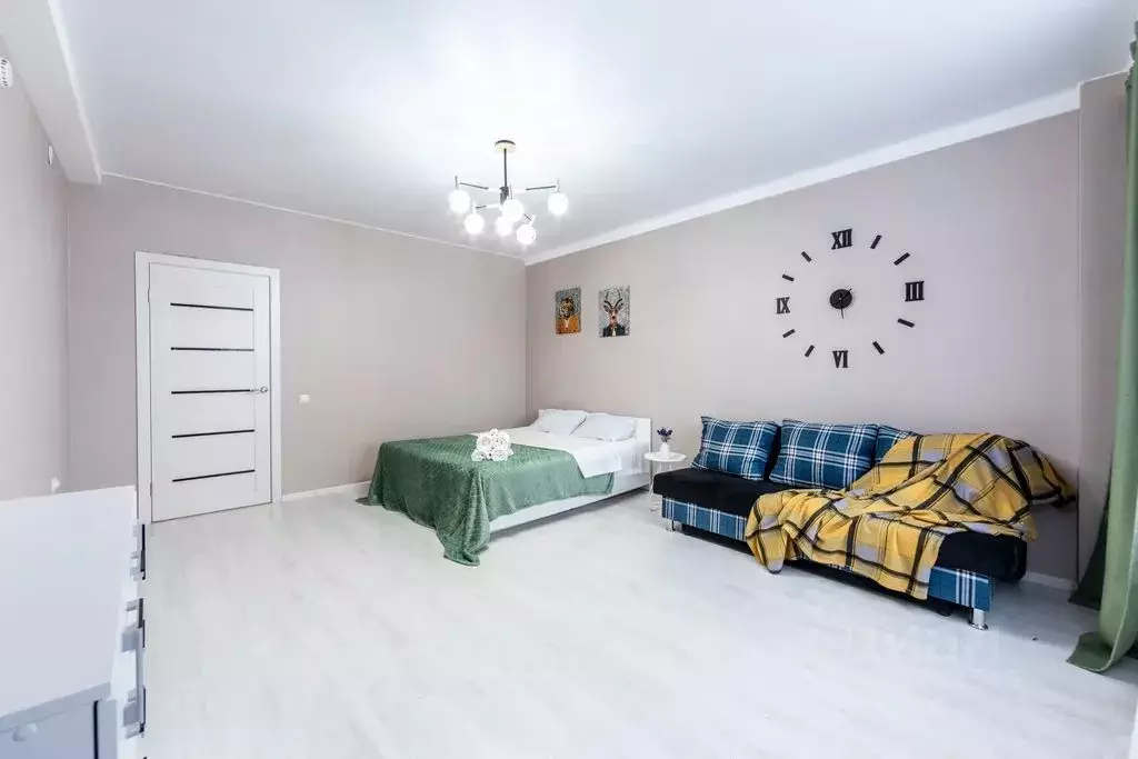 1-к кв. Тюменская область, Тюмень Заречный проезд, 39Ак2 (49.0 м) - Фото 1