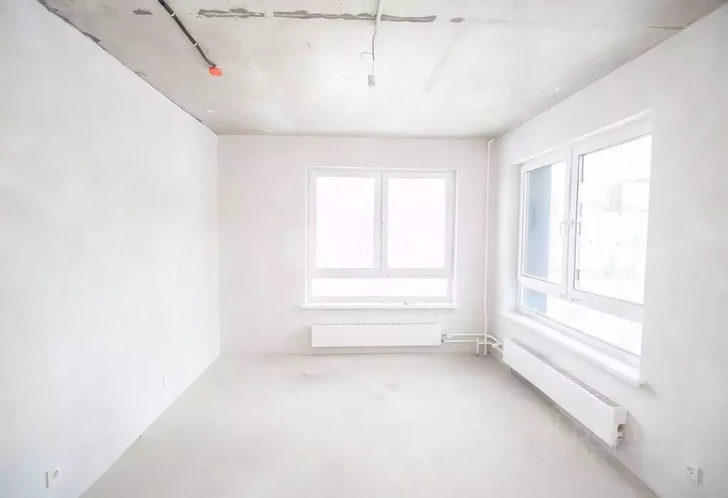 Студия Сахалинская область, Южно-Сахалинск ул. Имени Владимира ... - Фото 1