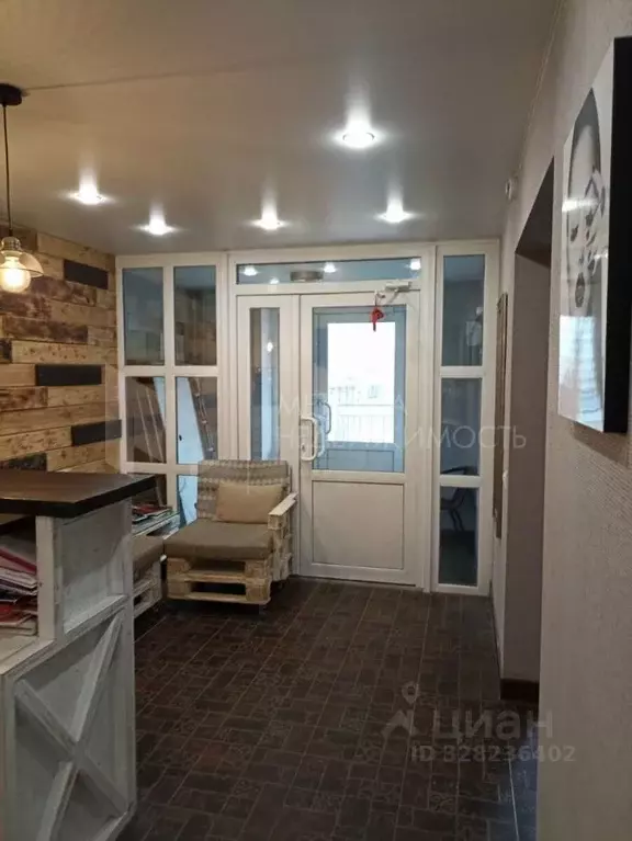 Помещение свободного назначения в Тюменская область, Тюмень ул. ... - Фото 1