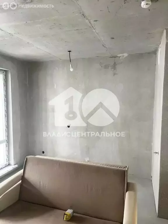 Квартира-студия: Новосибирск, Тайгинская улица, 39 (29 м) - Фото 1