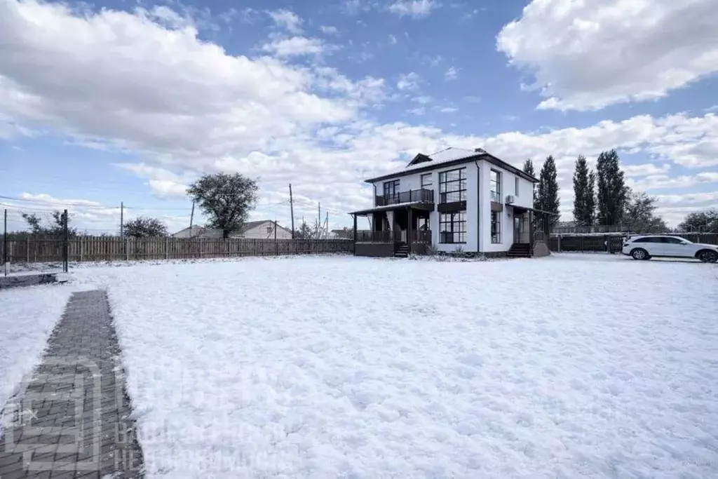 Дом в Волгоградская область, Калачевский район, Приморское с/пос, ... - Фото 1