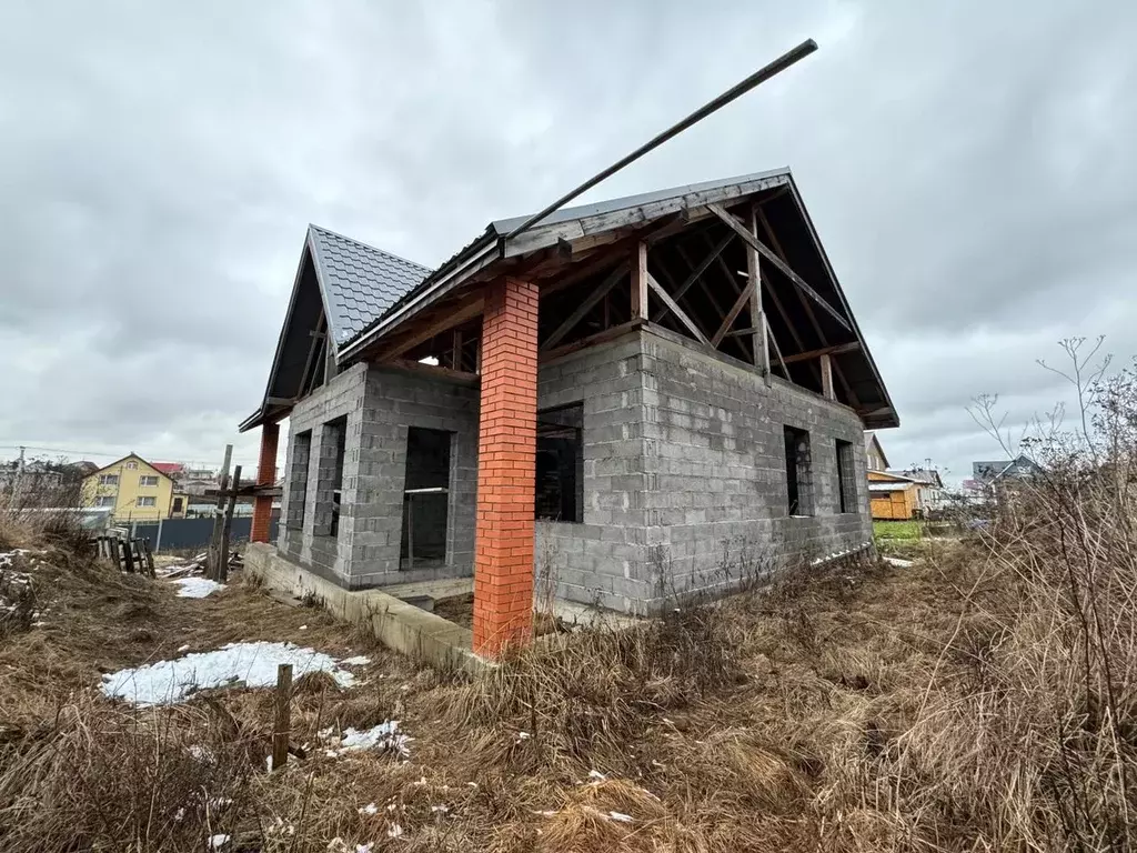 Дом в Ленинградская область, Гатчинский район, д. Монделево, Гатчина ... - Фото 0