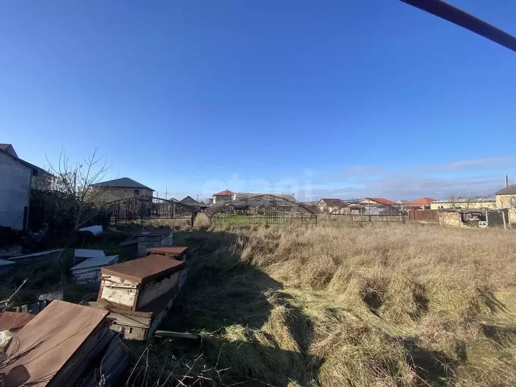 Участок в Крым, Симферопольский район, с. Пожарское ул. Родниковая ... - Фото 0