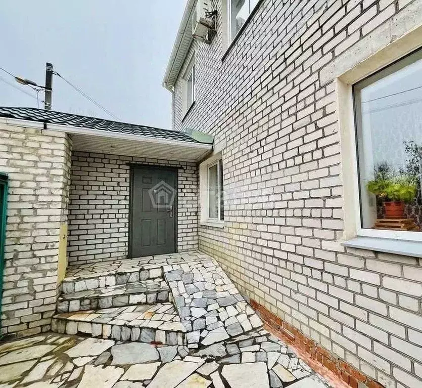 Дом в Волгоградская область, Волгоград ул. Генерала Гурьева, 20 (261 ... - Фото 1