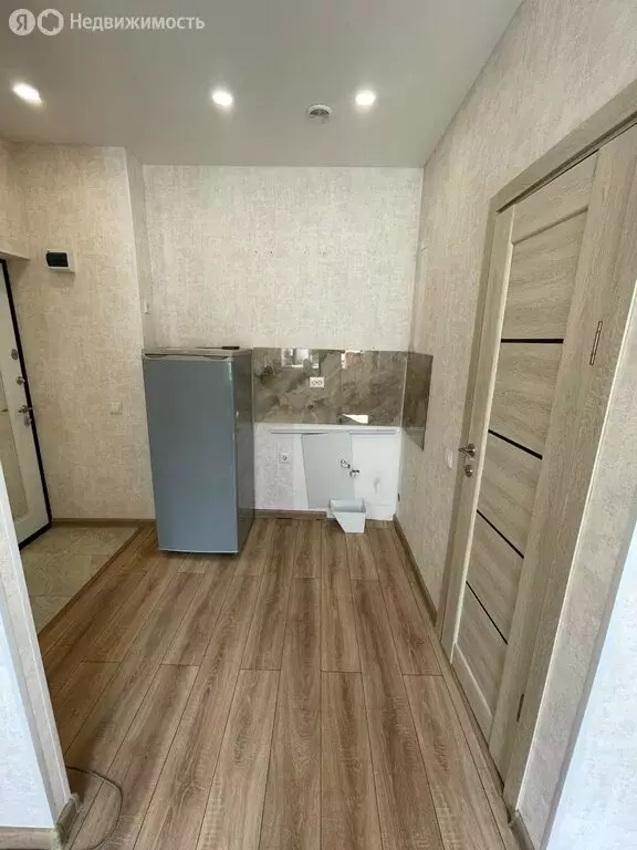 1к в 3-комнатной квартире (21.2 м) - Фото 1