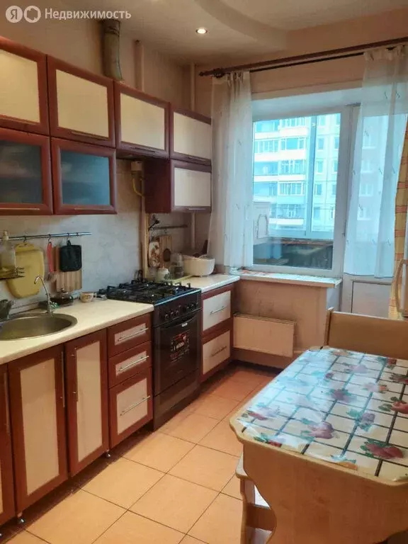 3-комнатная квартира: Архангельск, улица Калинина, 21 (63 м) - Фото 0