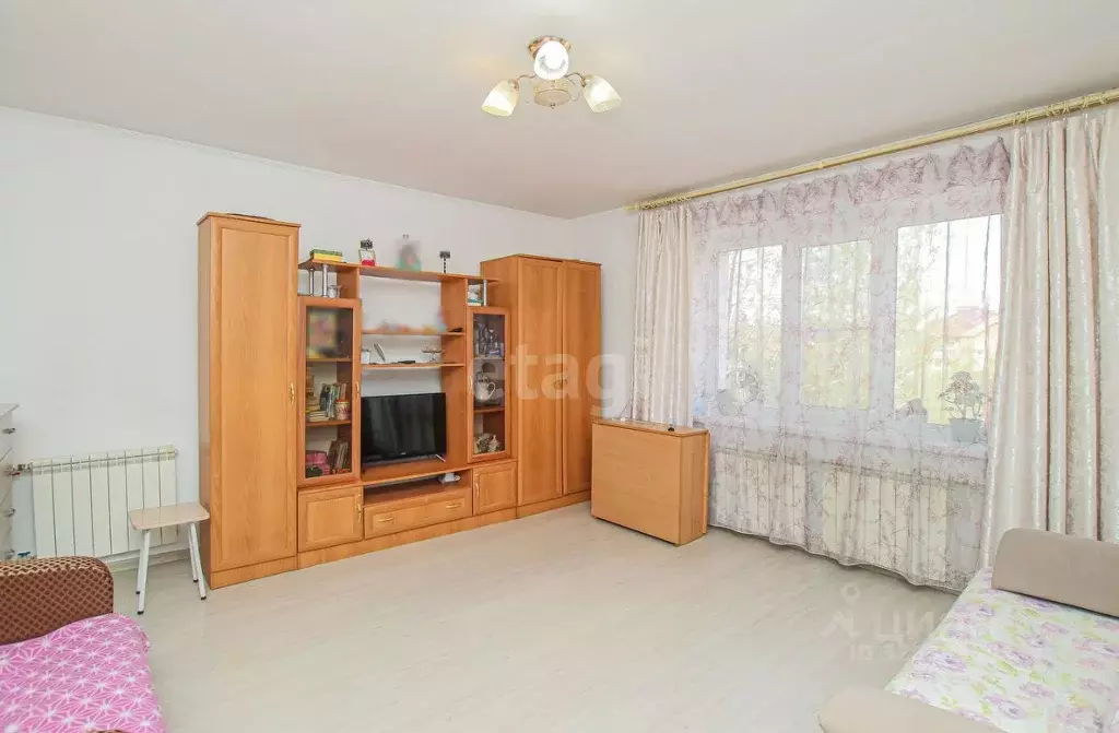 2-к кв. Бурятия, Улан-Удэ Тобольская ул., 75 (44.9 м) - Фото 1