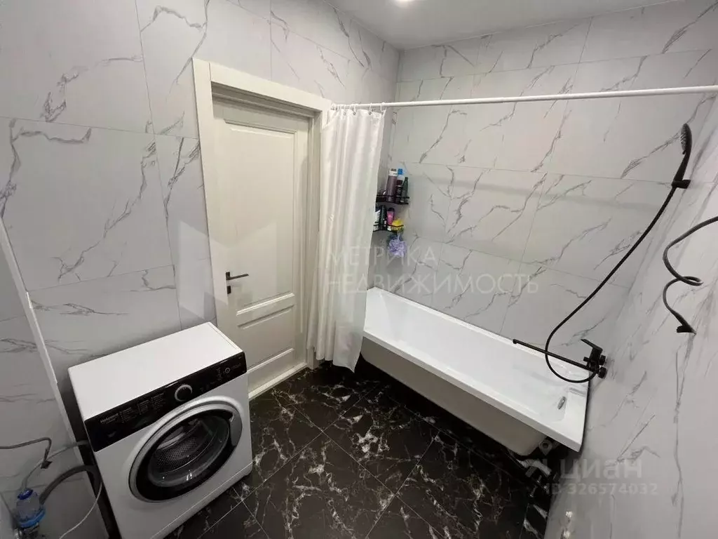 2-к кв. Тюменская область, Тюмень Широтная ул., 209к1 (73.0 м) - Фото 1