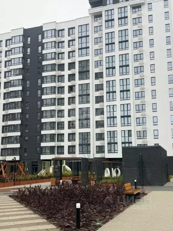 1-к кв. Тюменская область, Тюмень ул. Разведчика Кузнецова, 16А (38.5 ... - Фото 1