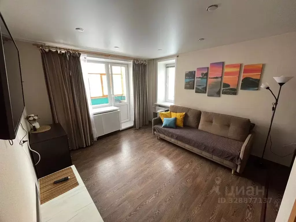 1-к кв. Татарстан, Казань ул. Латышских Стрелков, 1/38 (33.0 м) - Фото 1