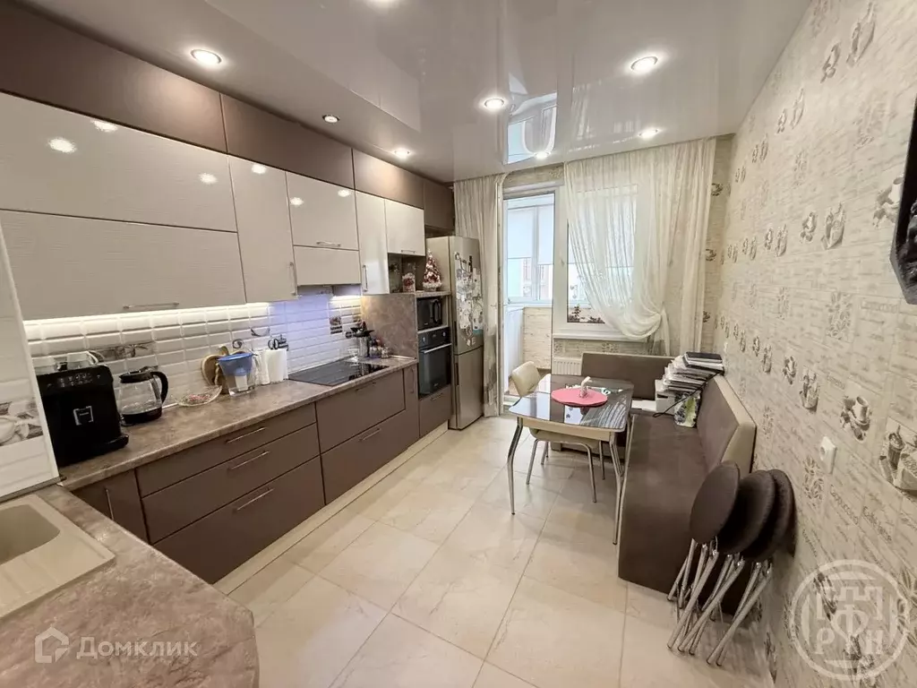 Продаётся 2-к квартира, 55.7 м - Фото 0