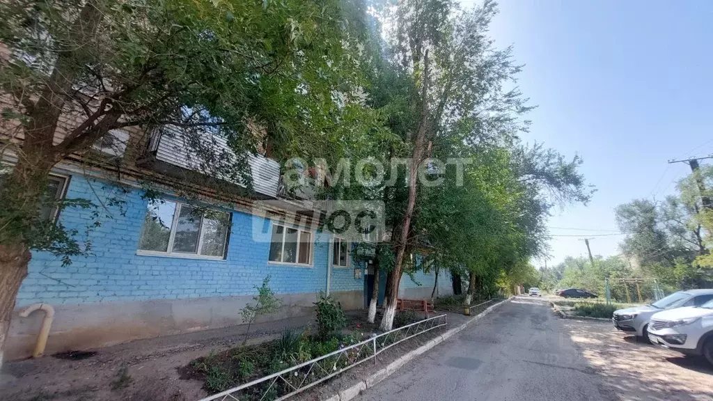 3-к кв. Калмыкия, Элиста 1-й мкр, 35 (57.0 м) - Фото 0