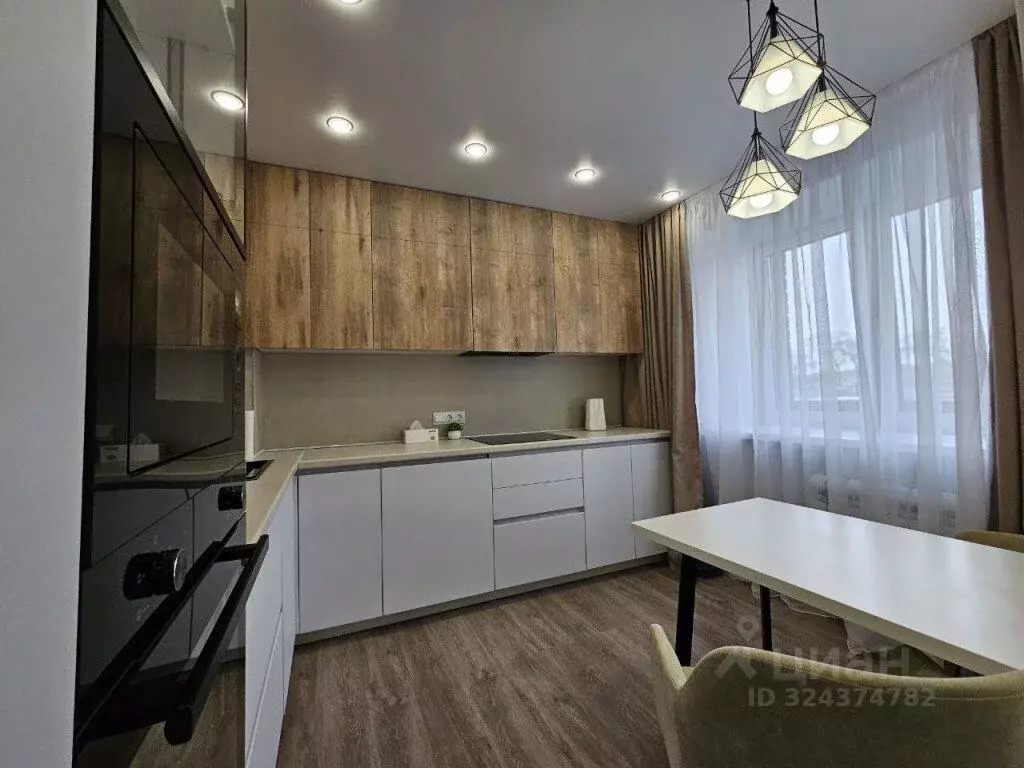 2-к кв. Амурская область, Благовещенск Рабочая ул., 60 (52.1 м) - Фото 1