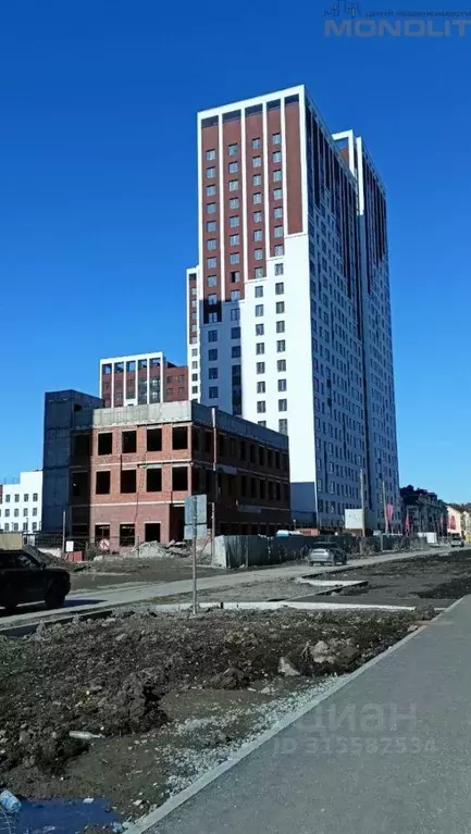 Торговая площадь в Свердловская область, Екатеринбург Академический ... - Фото 1