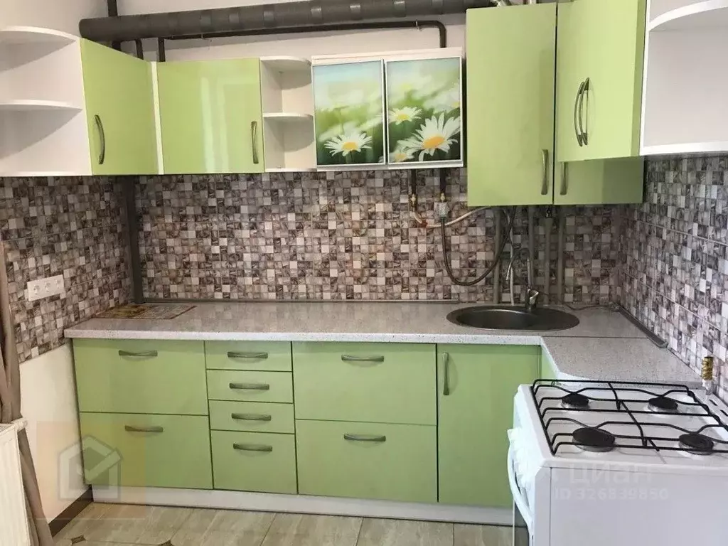 1-к кв. Крым, Симферополь ул. Балаклавская, 73Е (31.4 м) - Фото 1