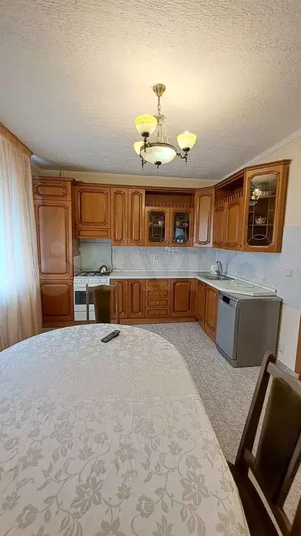 4-к. квартира, 130 м, 5/7 эт. - Фото 0