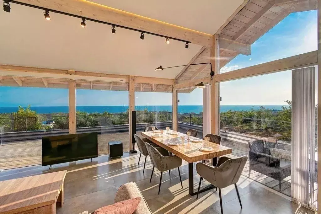 Дом в Краснодарский край, Сочи Центральный мкр,  (150 м) - Фото 1