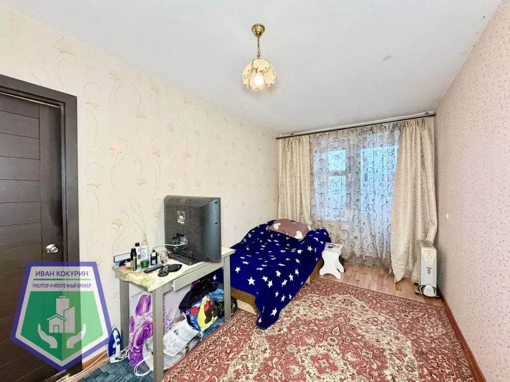 Комната Нижегородская область, Дзержинск Октябрьская ул., 6 (12.5 м) - Фото 1