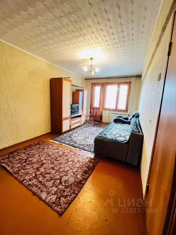 2-к кв. Алтайский край, Бийск ул. Нефтебаза, 7 (54.0 м) - Фото 0