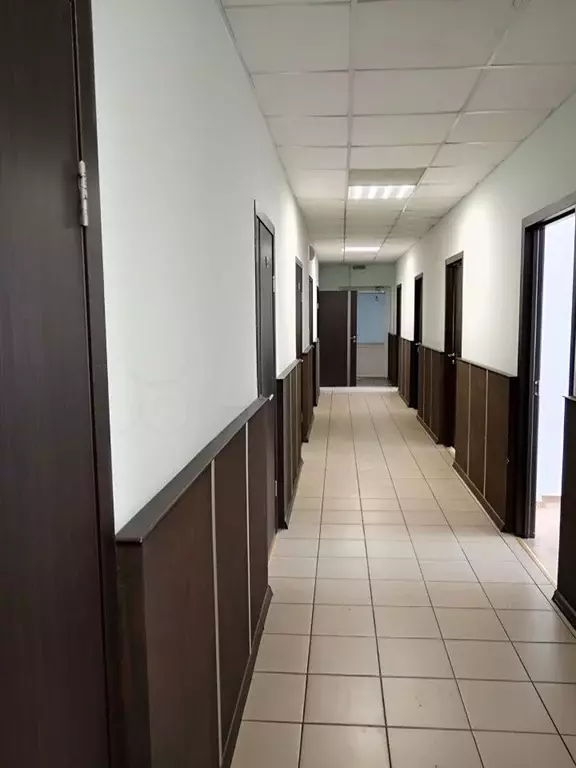 Офис в Омская область, Омск Привокзальный мкр, ул. Вокзальная, 33 (51 ... - Фото 0