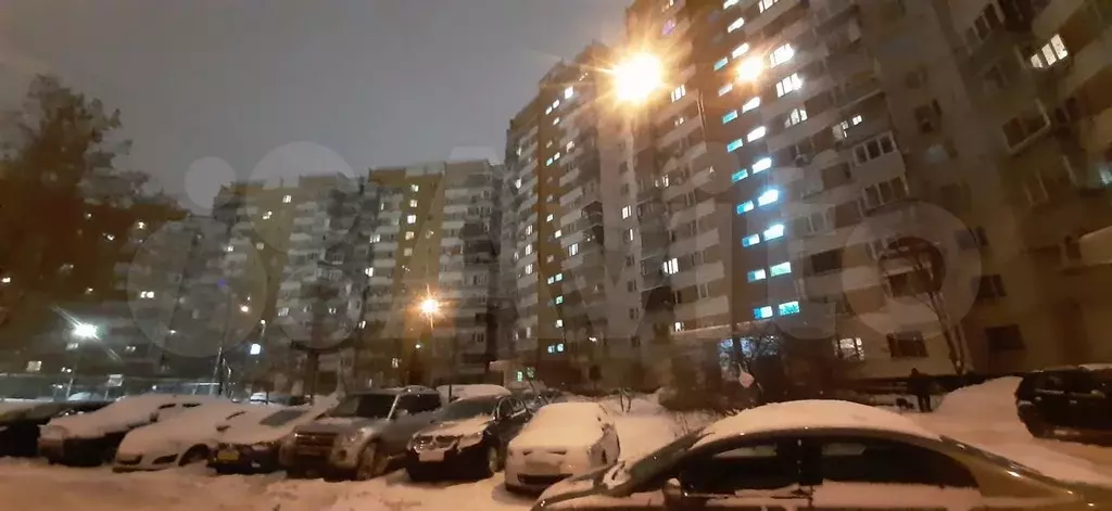 Комната 14м в 3-к., 1/14эт. - Фото 0