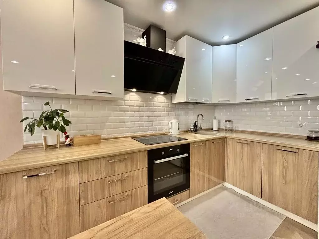 1-к кв. Тамбовская область, Тамбов Свободная ул., 8 (45.0 м) - Фото 2