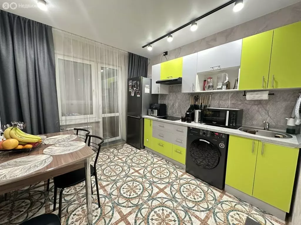 1-комнатная квартира: Омск, улица Туполева, 2 (40 м) - Фото 2