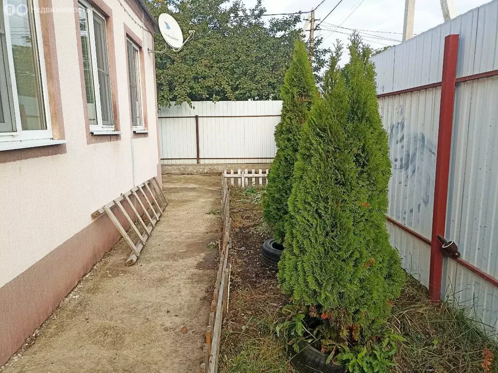 Дом в Ейск, Ленинградская улица (93 м) - Фото 1