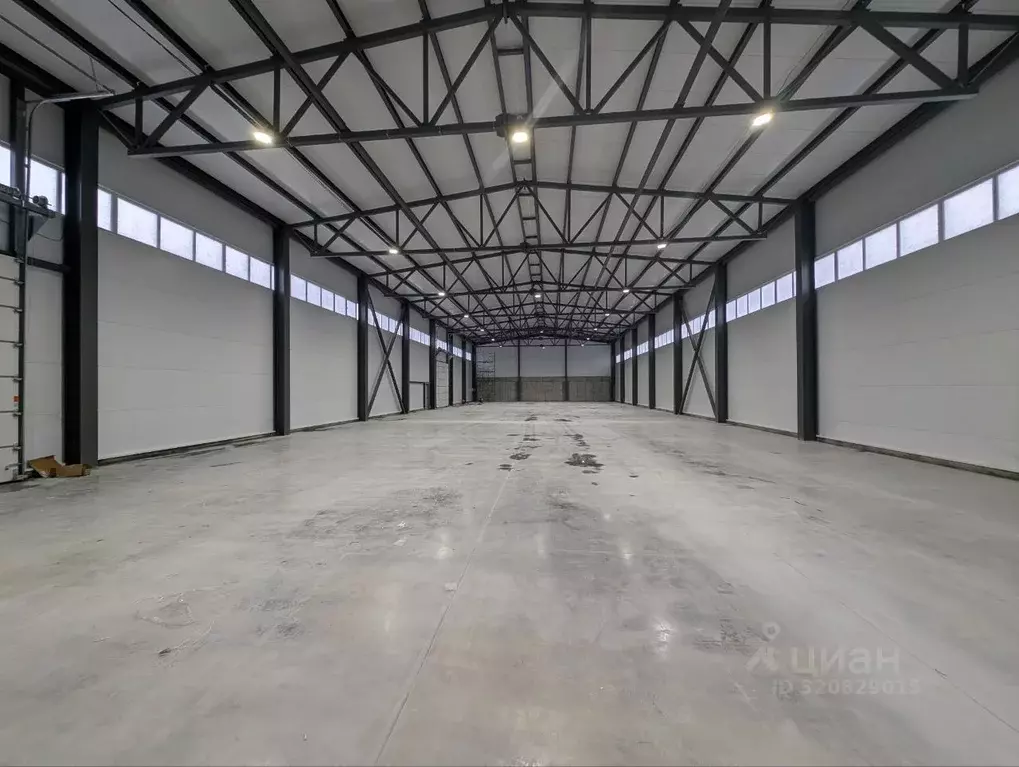 Склад в Свердловская область, Екатеринбург ул. Черняховского, 70 (432 ... - Фото 1