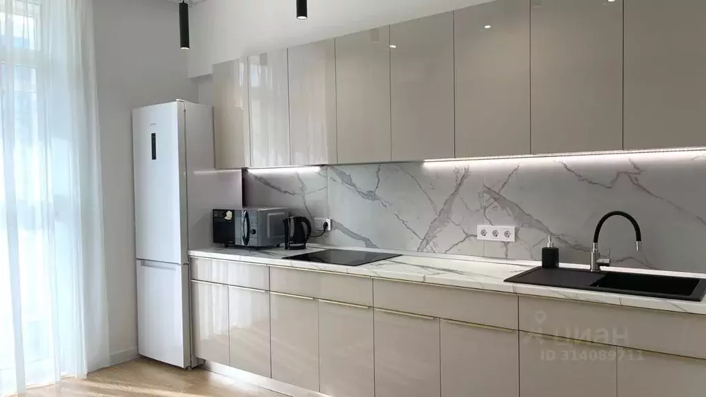 1-к кв. Крым, Евпатория ул. Полупанова, 27Ж (50.0 м) - Фото 2