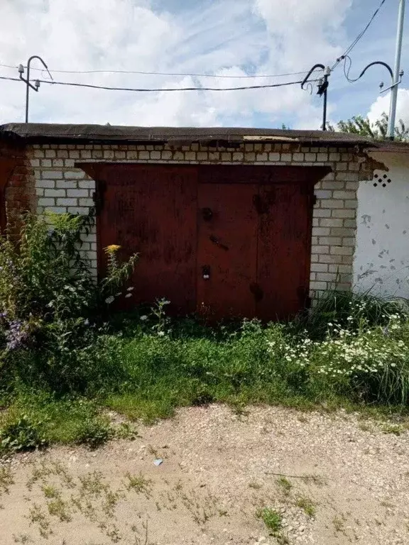 Гараж в Орловская область, Мценск Коммаш мкр, Коммашевец ... - Фото 0