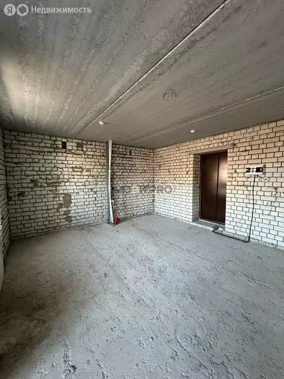 Квартира-студия: Саратов, улица имени Николая Чихарева, 10Б (35 м) - Фото 1