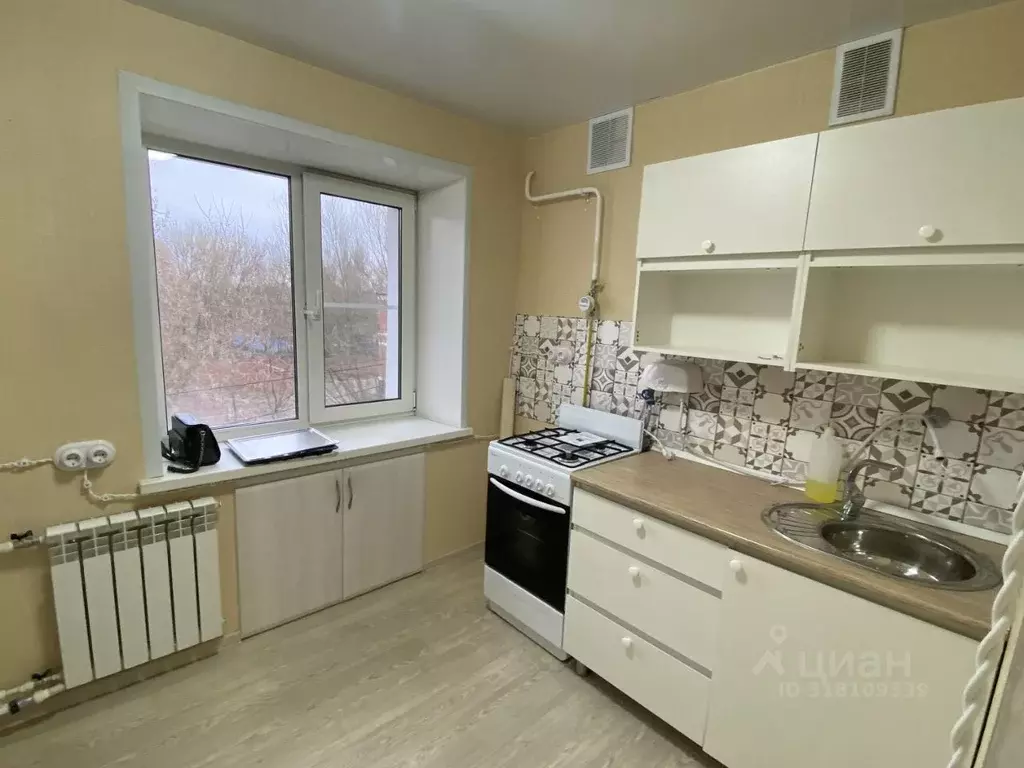 3-к кв. Тверская область, Тверь ул. Горького, 15 (56.6 м) - Фото 0
