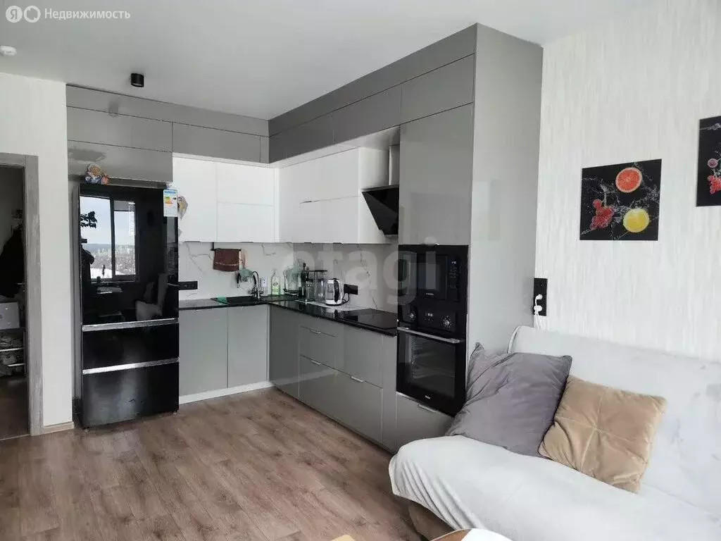 3-комнатная квартира: Пермь, Сапфирная улица, 13 (63.1 м) - Фото 2