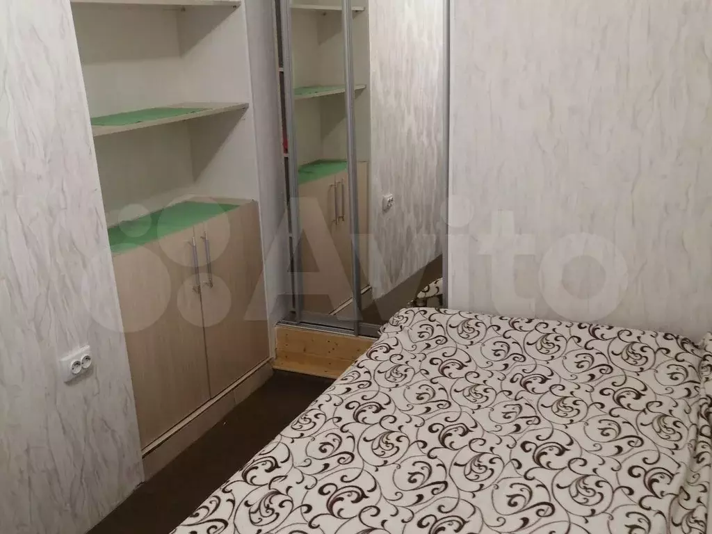 Комната 22 м, 1/2 эт. - Фото 1