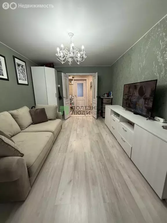 3-комнатная квартира: Ижевск, улица 9 Января, 197А (59 м) - Фото 2