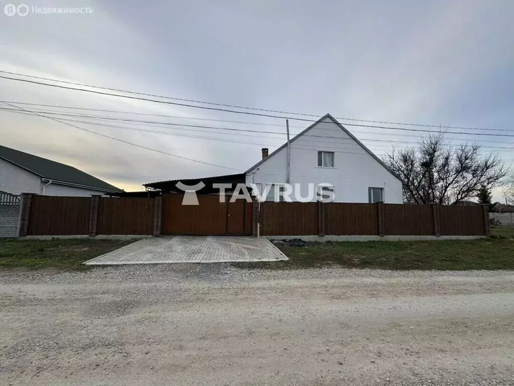 Дом в Укромное, Восточная улица, 9 (178 м) - Фото 1