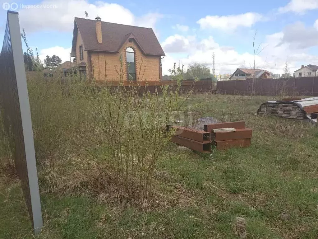 Участок в Екатеринбург, улица Крестинского (9.02 м) - Фото 0