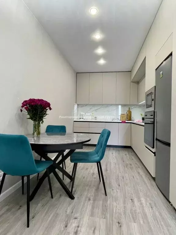 2-к кв. Хабаровский край, Хабаровск ул. Джамбула, 3 (43.1 м) - Фото 1