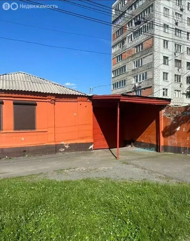 Дом в Владикавказ, улица Колка Кесаева, 132 (120 м) - Фото 1