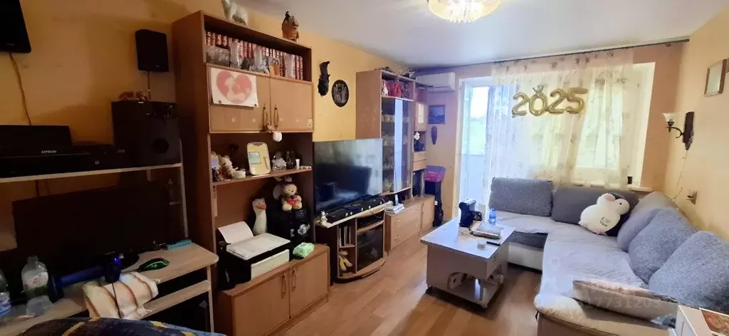 3-к кв. Волгоградская область, Волгоград ул. Германа Титова, 32 (56.0 ... - Фото 1