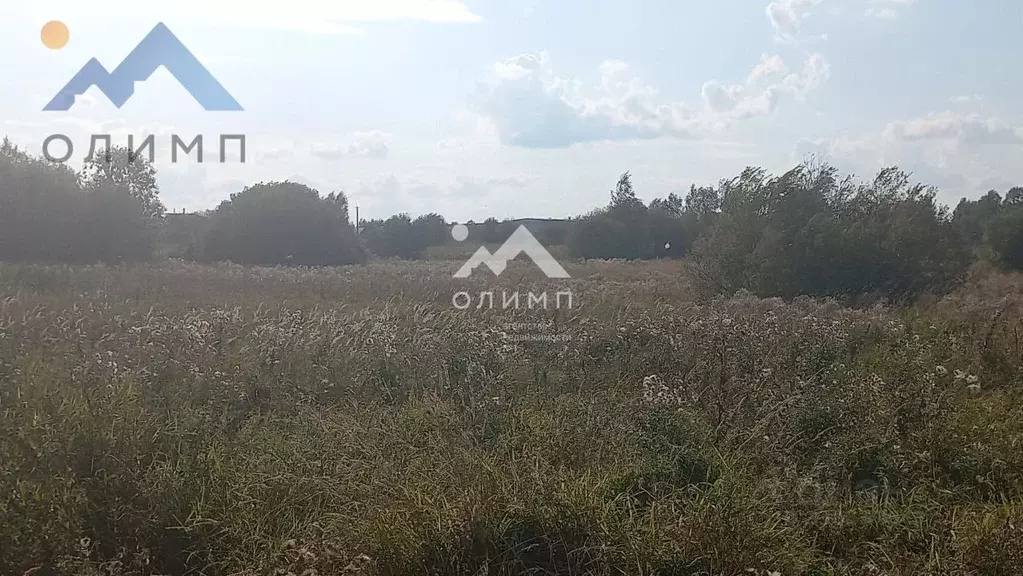 Участок в Вологодская область, пос. Дубровское ул. Школьная (15.0 ... - Фото 1