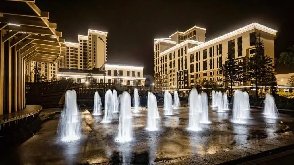 3-к кв. Тюменская область, Тюмень ул. Пожарных и Спасателей, 1 (94.7 ... - Фото 1