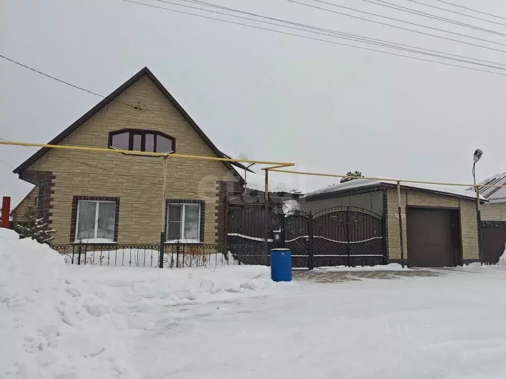 Дом в Новосибирская область, Болотное Школьная ул., 22 (99 м) - Фото 1