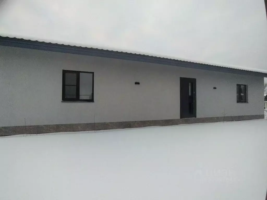 Дом в Ленинградская область, Кингисеппский район, Большелуцкое с/пос, ... - Фото 2