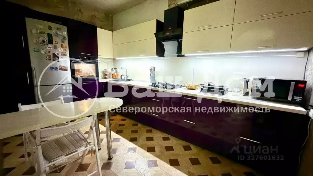 2-к кв. Мурманская область, Североморск ул. Сафонова, 13 (71.0 м) - Фото 2
