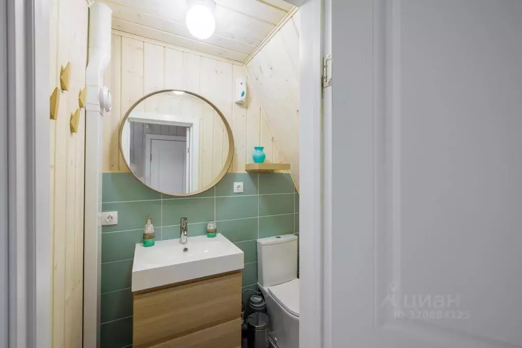 Дом в Пермский край, Губаха Краснооктябрьская ул., 28 (1 м) - Фото 2